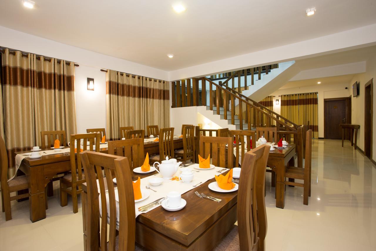 Grand Camellia Hotel Nuwara Eliya Kültér fotó