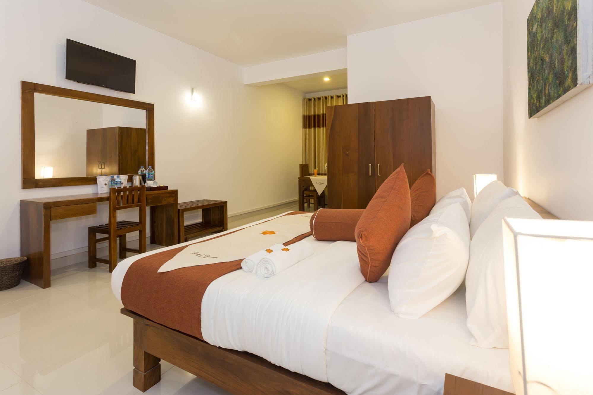 Grand Camellia Hotel Nuwara Eliya Kültér fotó
