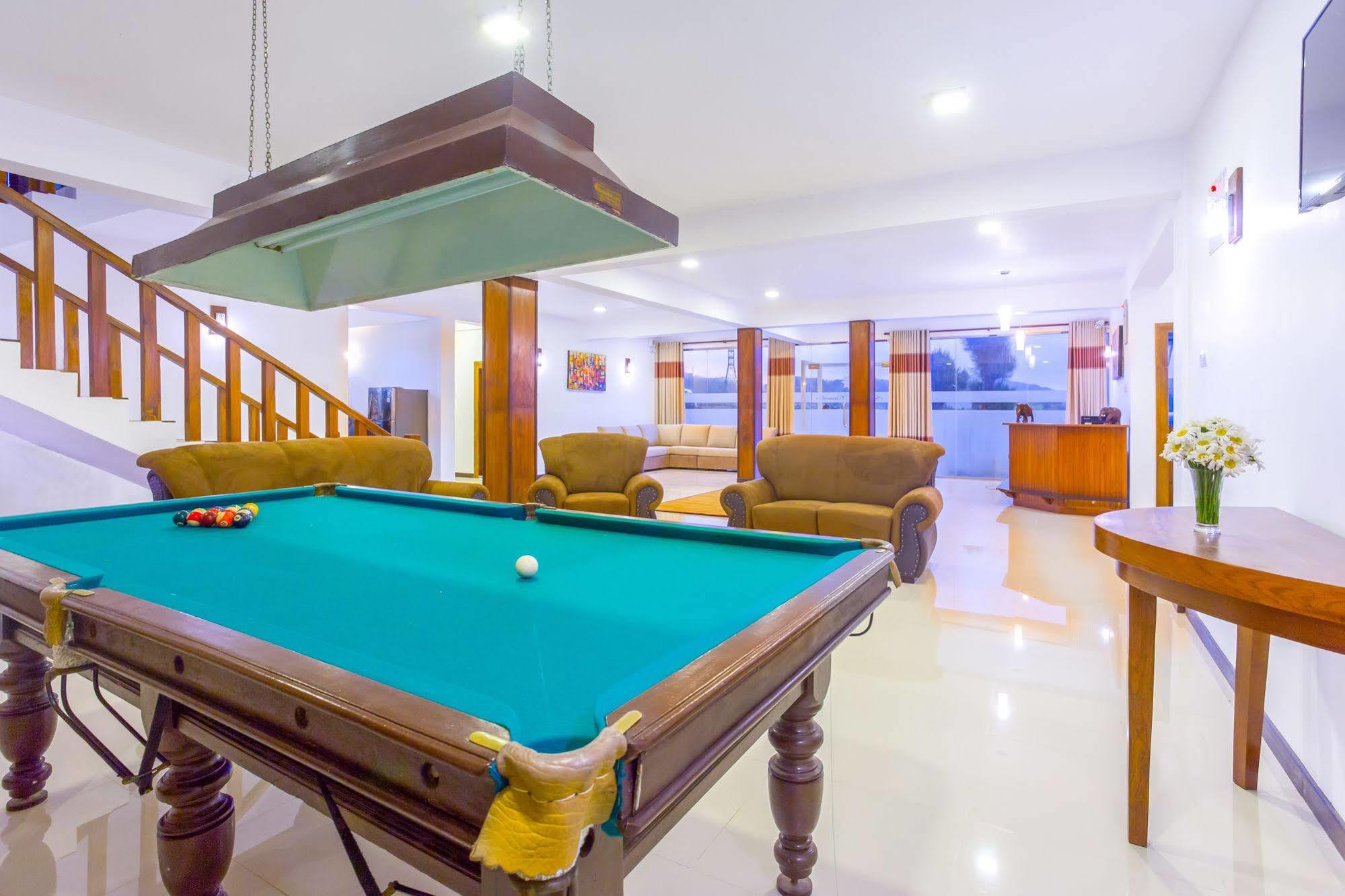 Grand Camellia Hotel Nuwara Eliya Kültér fotó